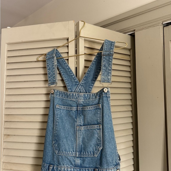 Free People we the free good luck Blue Denim barrel Overalls size large - Picture 2 of 2